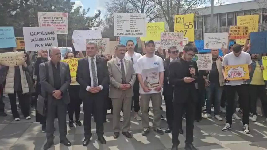 İYİ Partili Türkoğlu atama bekleyen öğretmenlere destek verdi: Bu kontenjan ve branş dağılımı öğretmeni yok saymaktır