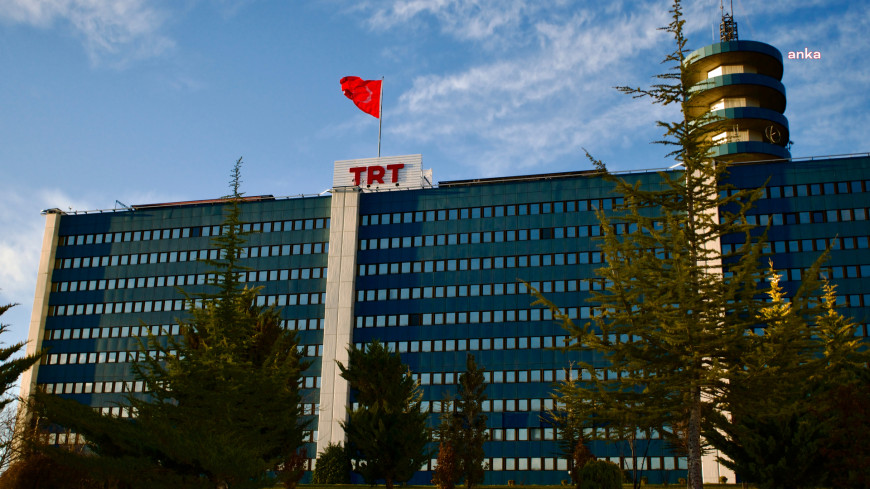 TRT, sosyal medya paylaşımını gerekçe göstererek bir uzmanın işine son verdi