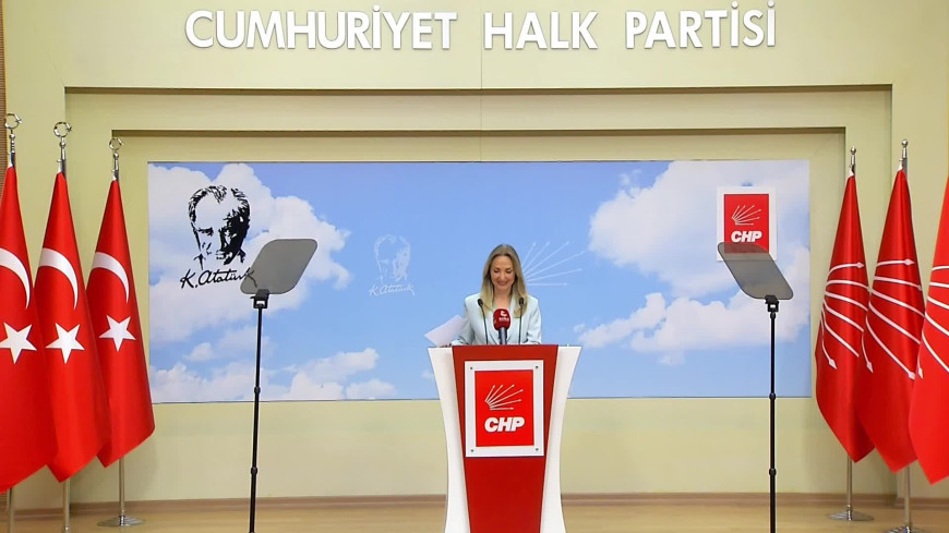 Aylin Nazlıaka'dan Ankaralılara: "Saat 17.00’de ellerinde Türk bayraklarıyla Birinci Meclis’in önüne davet ediyoruz"
