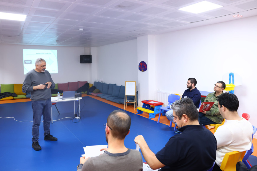 Çankaya Belediyesi'nin AÇEV iş birliğiyle düzenlediği "Baba Destek Programı" devam ediyor