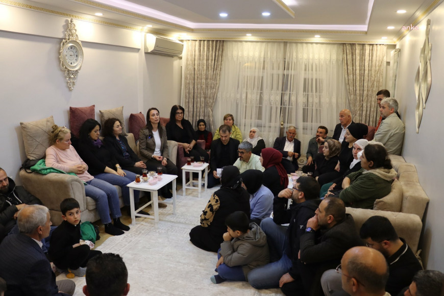Tülay Hatimoğulları, İstanbul'da ev ziyaretleri gerçekleştirdi: Süreci halkımızla birlikte büyütmeye devam edeceğiz