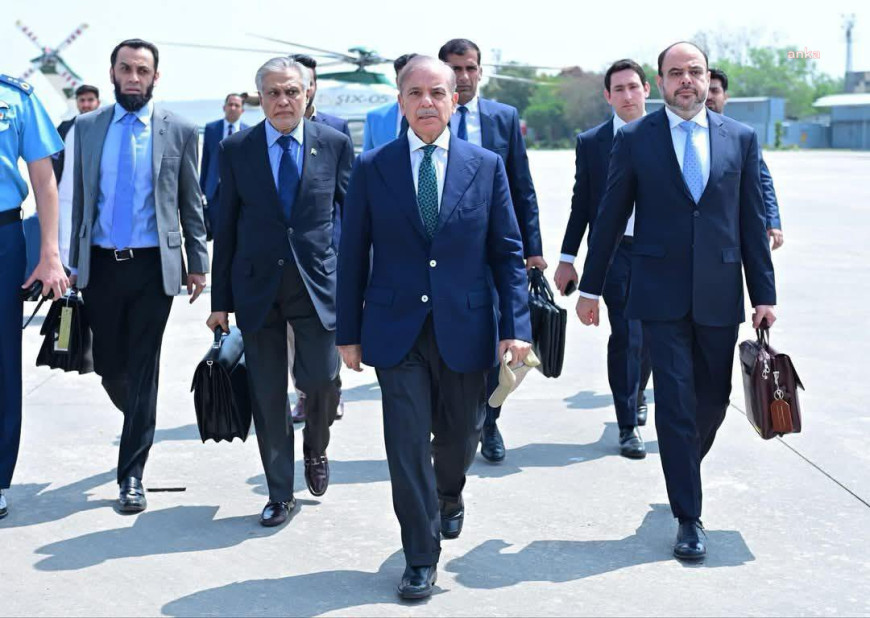 Pakistan: İlk saldıran biz olmayacağız ama Hindistan’ın gerginliği tırmndıracak hamlelerine çok sert karşılık veririz