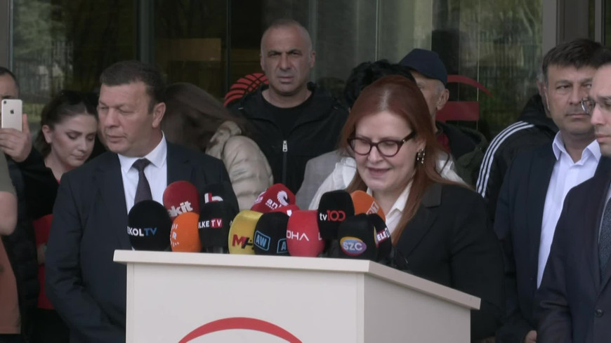 Sırrı Süreyya Önder'in sağlık durumu.... Prof. Dr. Çiftçi: "Görüyoruz ki ciddi, uzun bir zamana ihtiyacımız olacak. Hayati tehlikesi devam ediyor''