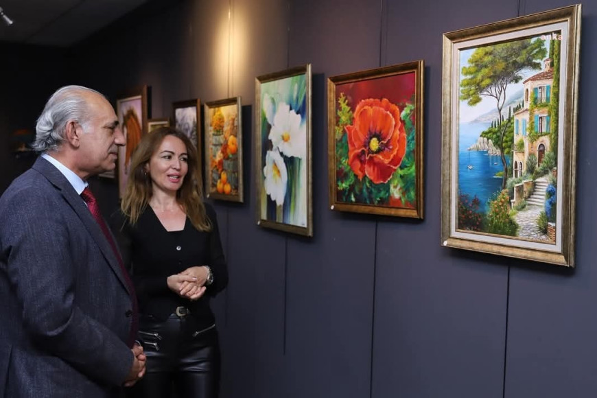 Bandırma'da "Hayatın Renkleri" sergisi açıldı