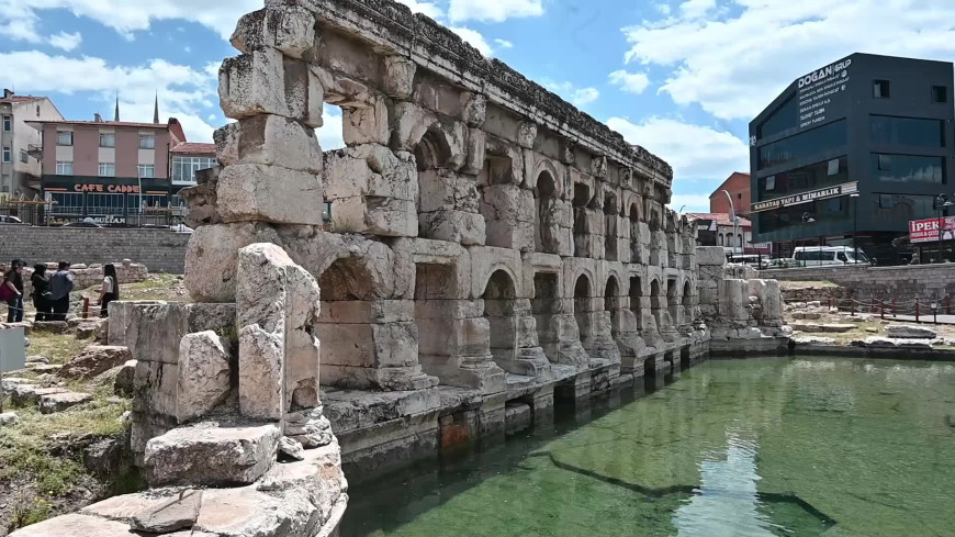 Yozgat’ta bulunan Roma Hamamı kalıntıları ilgi görüyor