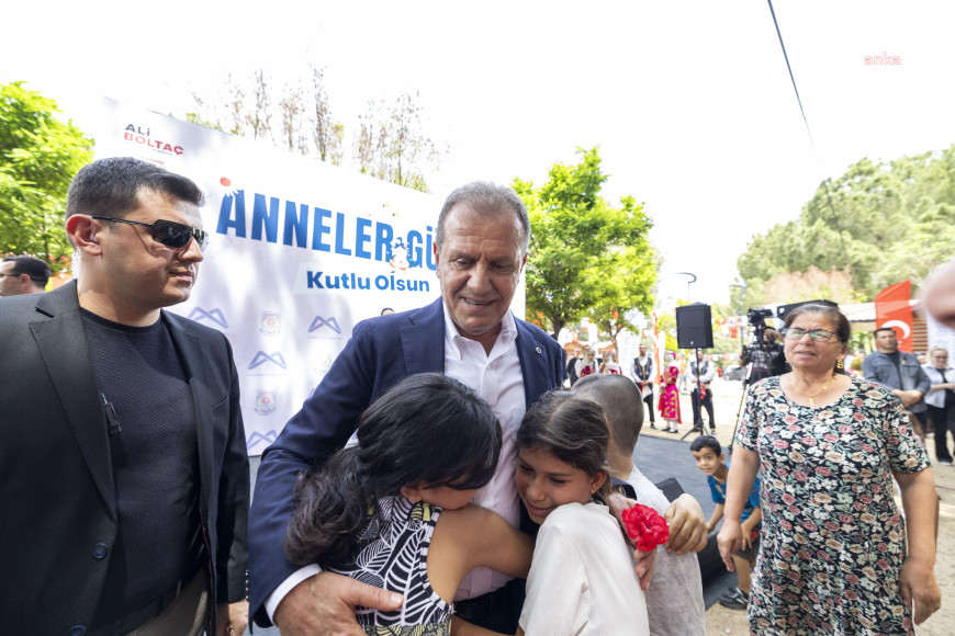 Mersin Büyükşehir Belediyesi'nden renkli Anneler Günü etkinliği 