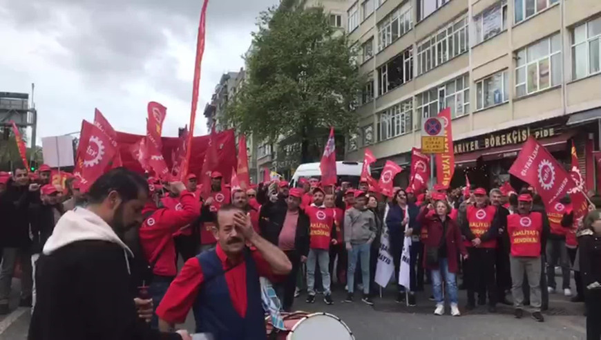 Nakliyat-İş Sendikası üyeleri 1 Mayıs için Saraçhane’de toplandı