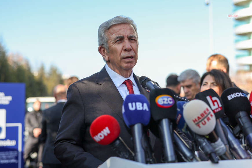 Mansur Yavaş: "Genel Başkanımız Sayın Özgür Özel’in yanındayız. Saat 21.00’de herkesi CHP Genel Merkezi’ne davet ediyoruz"