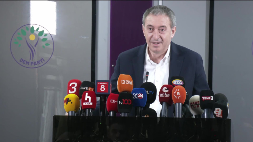 DEM Parti Meclisi toplandı... Tuncer Bakırhan: "TBMM'de komisyon kurulması konusunda düşüncelerimizi olgunlaştırıp önümüzdeki günlerde kamuoyuna açıklayacağız"