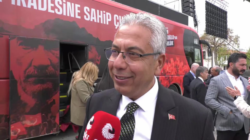 CHP'nin "Millet İradesine Sahip Çıkıyor" mitingi…Ereğli Belediye Başkanı Umut Akpınar: "Bizim devletimizle bir kavgamız yok, barışmaya beraberliğe geldik"