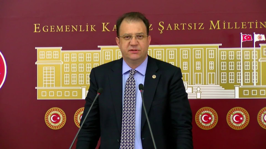Ahmet Özer'in ilk duruşması yarın görülecek... CHP'li Alp: Nasıl olur da batı illerindeki Kürt vatandaşlarımızın temsil edilmeleri bir iddiaya, davaya konu olabilir?