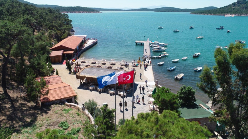 Ayvalık, mavi bayraklı plaj sayısıyla Balıkesir’in zirvesinde