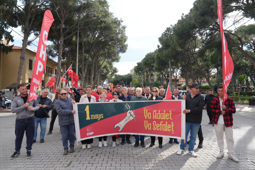 Burhaniye’de 1 Mayıs Emek ve Dayanışma Günü, Cumhuriyet Meydanı’nda kutlandı