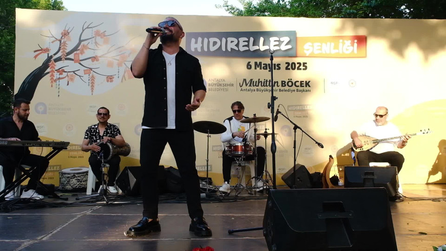 Antalya Büyükşehir Belediyesi Hıdırellez Şenliği düzenledi