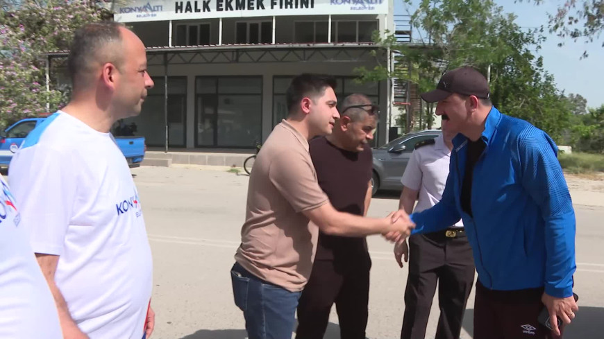 Konyaaltı Belediye Başkanı Kotan, vatandaşlarla birlikte pedal çevirdi