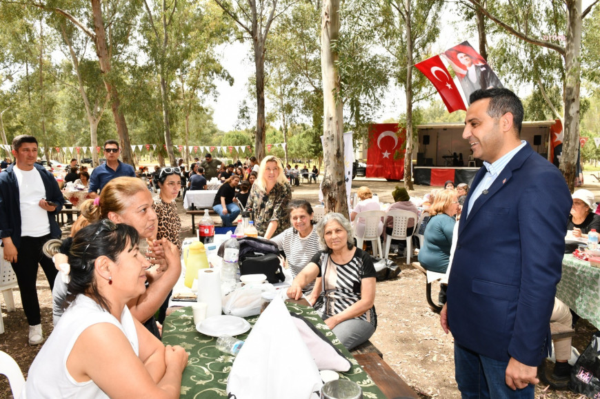 Çiğlili kadınlar Anneler Günü pikniğinde buluştu