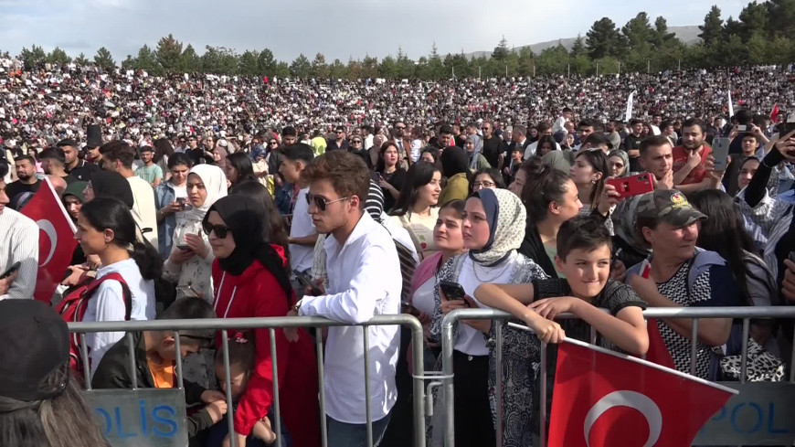 İnönü Üniversitesi’nde SOLOTÜRK gösterisi gerçekleştirildi