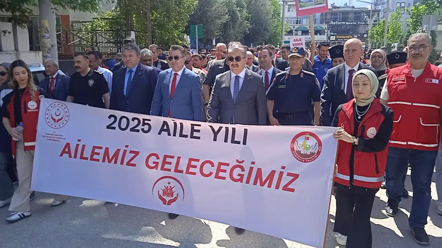 Osmaniye’de "Uluslararası Aile Günü" yürüyüşü düzenlendi 