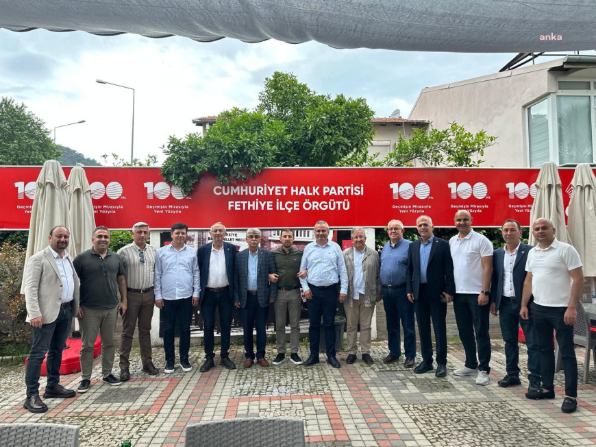 Özgür Özel'e fiziksel saldırı... Muğla'daki CHP ilçe başkanları saldırıyı kınadı