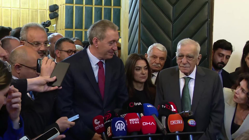 Tuncer Bakırhan: Kandil’in yöneticileri değiliz, siyasi partiyiz. Silah kime nerede bırakılacak bilmiyoruz