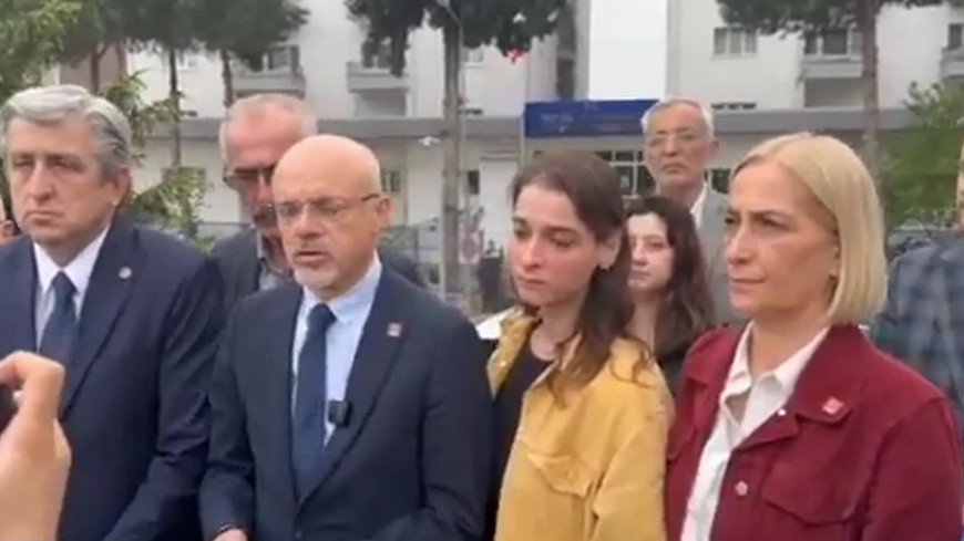 Bafra’da CHP’nin imza standına saldırı... CHP'li Çan: "Son dönemlerde siyasette kullanılan dilin geldiği noktadır"
