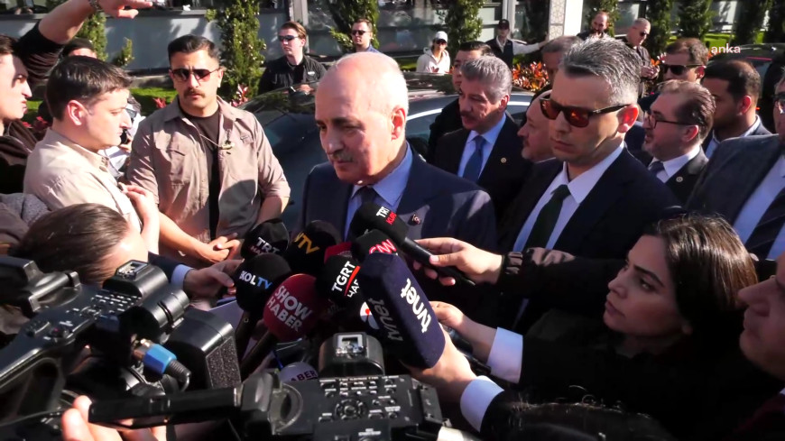 Özgür Özel'e saldırı... TBMM Başkanı Kurtulmuş: "Bu aslında sadece Sayın Özel'in şahsına değil; o yumruğu, tokadı kendimiz yemişiz gibi hissediyorum"
