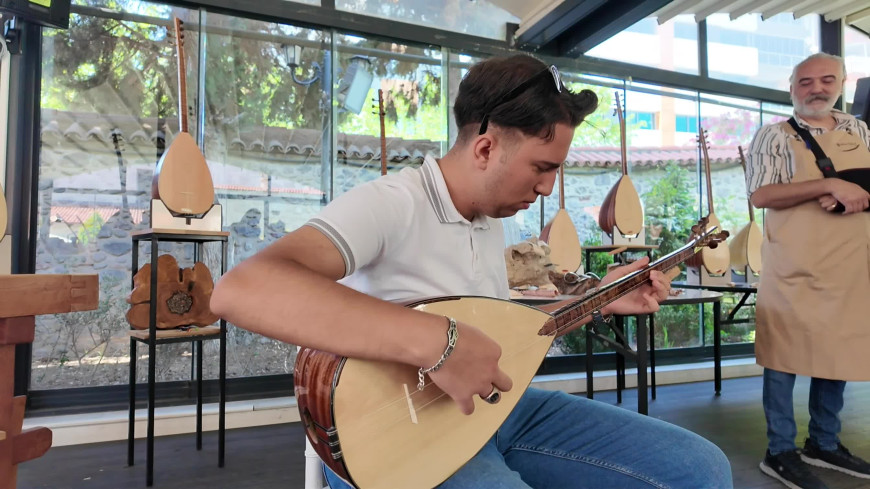 Bornova’da Çalgı Yapım Çalıştayı büyük ilgi gördü