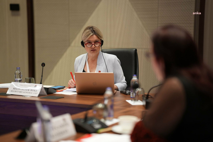 Selin Sayek Böke, Kadın Sosyalist Enternasyonal Başkan Yardımcılığı'na seçildi... "Türkiye'yi dünyada hak ettiği yere hep birlikte taşıyacağız"