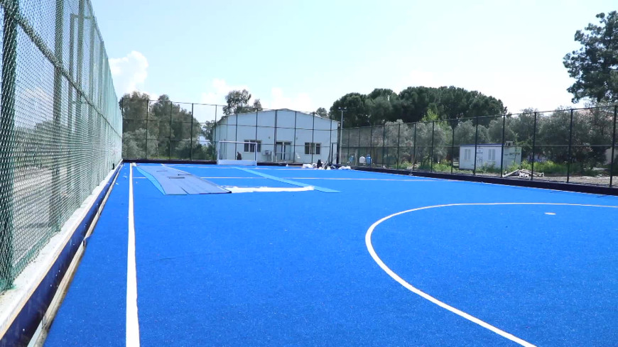 Muğla Büyükşehir Belediyesi, Yatağan Bozüyük’e çim hokeyi sahası kazandırdı