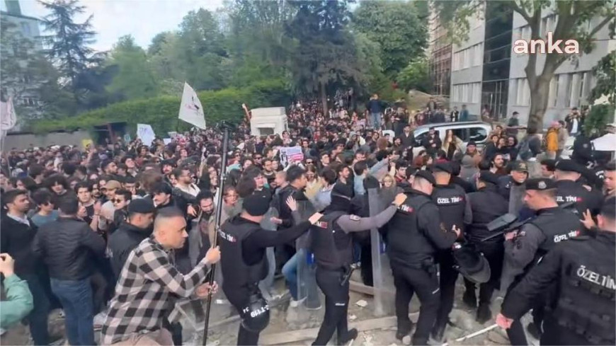 Boğaziçi Üniversitesi akademisyenlerinden gözaltılar ilişkin suç duyurusu; Rektör Naci İnci'ye istifa çağrısı