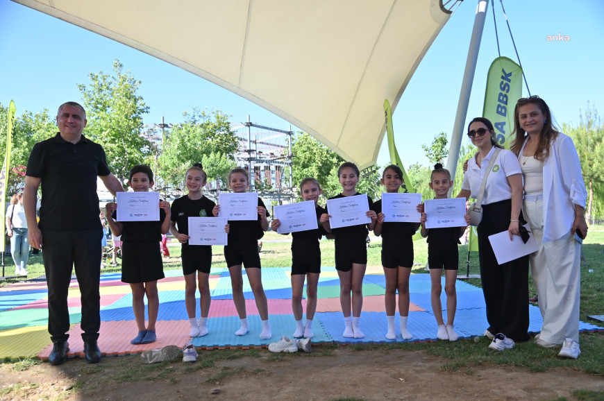 Manisa'da, 19 Mayıs coşkusu Gençlik Festivali ile kutlandı