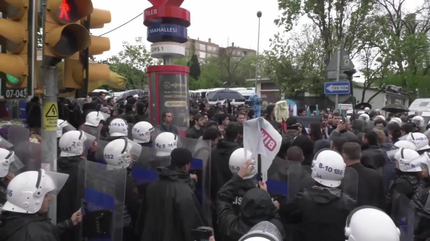 Boğaziçi Üniversitesi öğrencileri “Finans Zirvesi”ni protesto etti