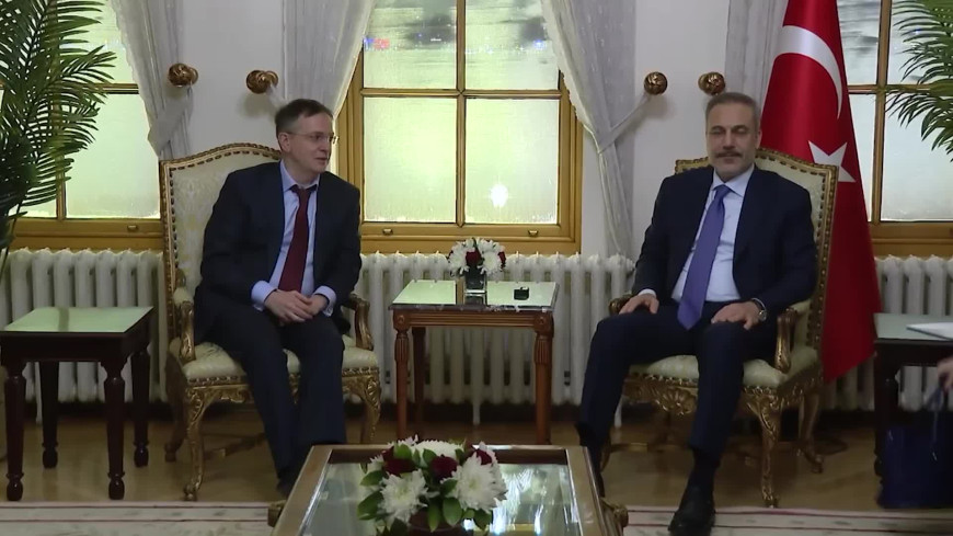 Bakan Fidan, Rusya Devlet Başkanı Danışmanı Medinskiy ile bir araya geldi