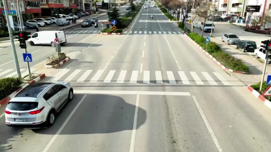 İçişleri Bakanı Ali Yerlikaya: İlk dört ayında havadan trafik denetimlerinde 37 bin 56 araca ve sürücüye işlem yapıldı