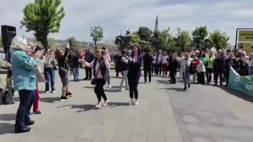 İl Orman Müdürlüğü binası ihalesi iptal edildi, yurttaşlar oynayarak kutladı