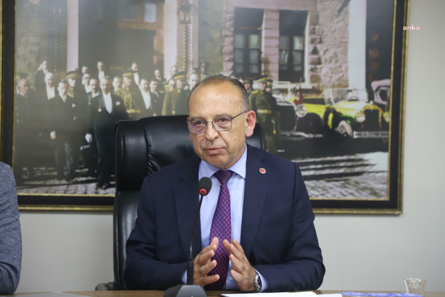 Turgutlu Belediye Meclisi CHP Grubu, Özgür Özel’e yönelik saldırıyı kınadı