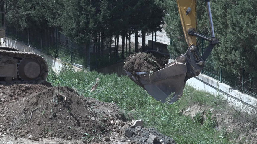 İzmir Körfezi'nin temizliğinin sağlanması için 11 derede çalışmalar sürüyor