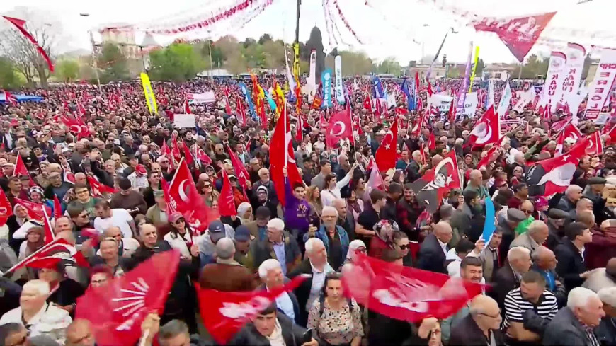 CHP'nin “Millet İradesine Sahip Çıkıyor” mitingi... Konyalı çiftçi Hatice Sarı: "Şunu bilin ki bizler telef edilirsek bütün ülke telef olur''