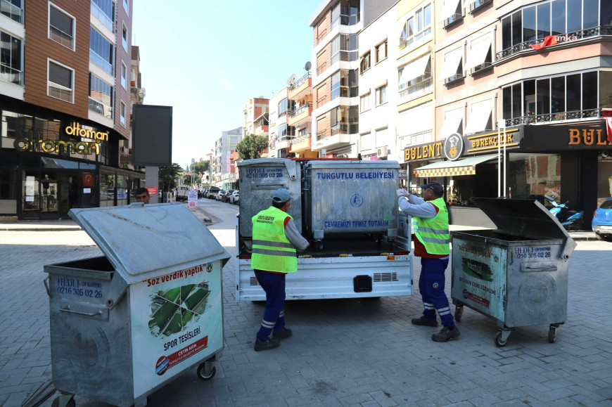 Turgutlu Belediyesi'nden ilçe genelinde bahar temizliği 