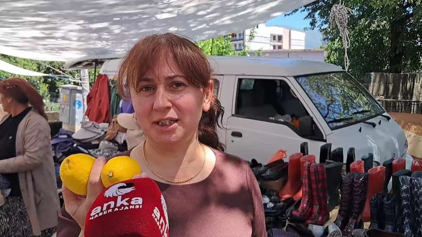 Artvin Kemalpaşa'da pazara alışverişe gelen vatandaş: "İki limon 30 lira, alışveriş yapmakta zorlanıyoruz"