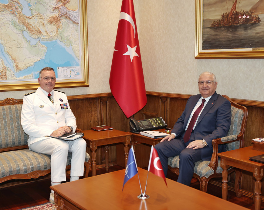 Milli Savunma Bakanı Güler, NATO Müttefik Dönüşüm Yüksek Komutanı Oramiral Vandier'i kabul etti