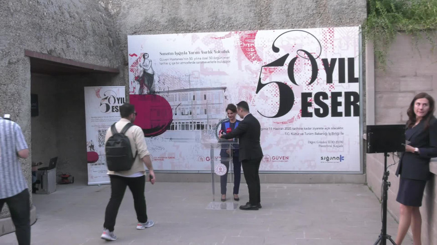 Güven Hastanesi'nin "50 yıl 50 eser" sergisi açıldı