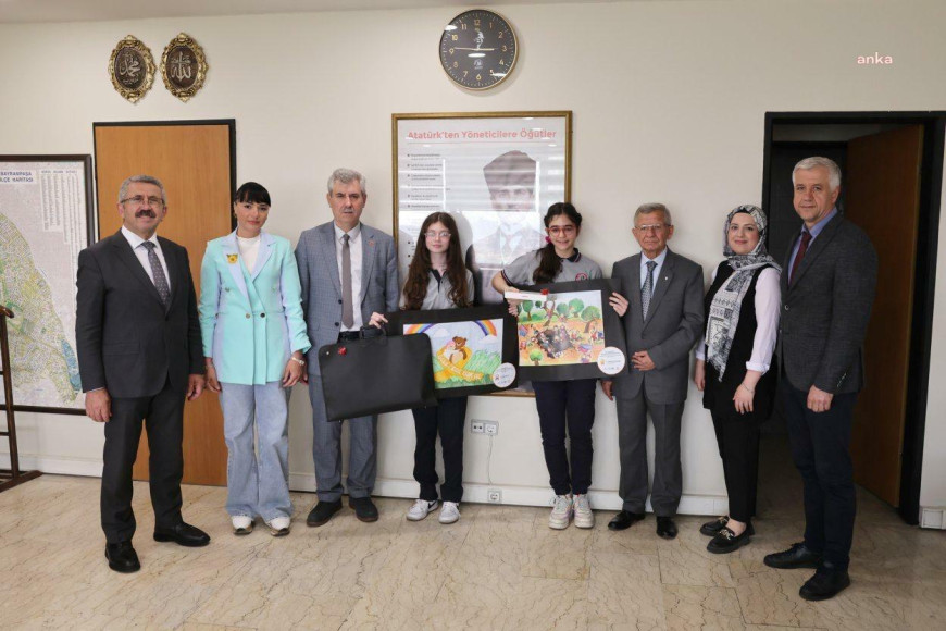 Bayrampaşalı öğrenciler, kanserle mücadeleye resimleriyle destek verdi