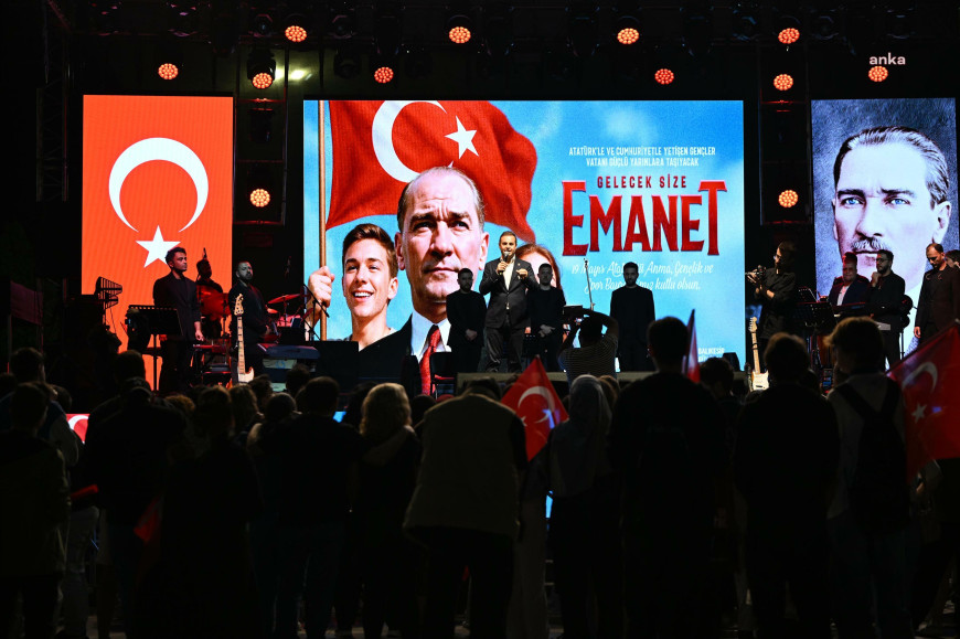 Balıkesir Büyükşehir Belediyesi'nin etkinlikleri Avlu’yu renklendirdi