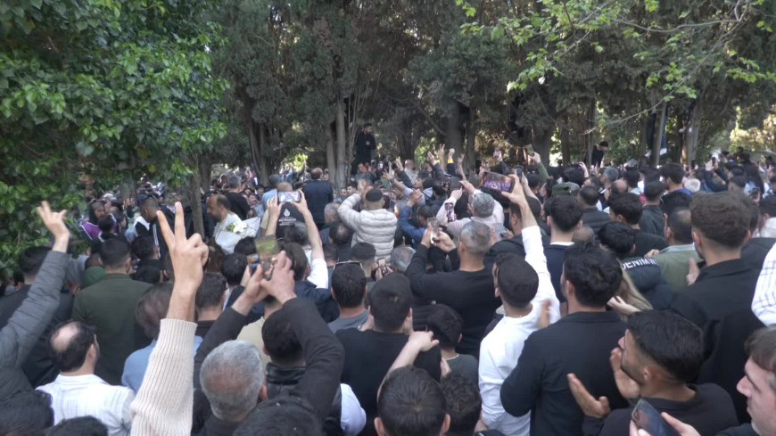 Sırrı Süreyya Önder, Zincirlikuyu Mezarlığı'nda son yolculuğuna uğurlandı