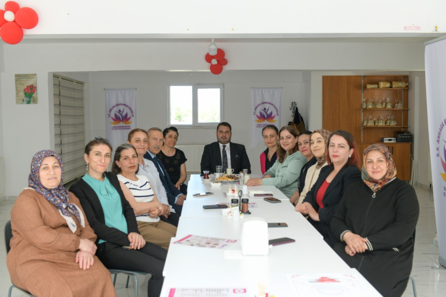 Kahramankazan Belediye Başkanı Çırpanoğlu, kadın üreticilerle bir araya geldi