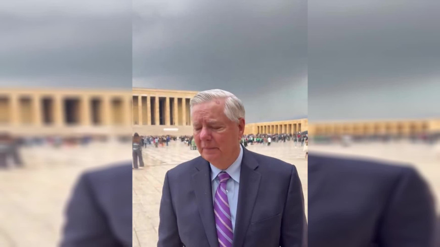 ABD’li Senatör Lindsey Graham Anıtkabir’de: “İsrail ve bölgedeki herkesin barış içinde yaşamasının bir yolunu bulmaya çalışıyorum’’