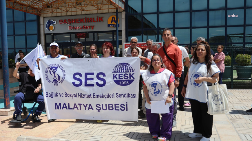 SES’ten Malatya Turgut Özal Tıp Merkezi önünde eylem... "İnsanca yaşam hakkımızdır"