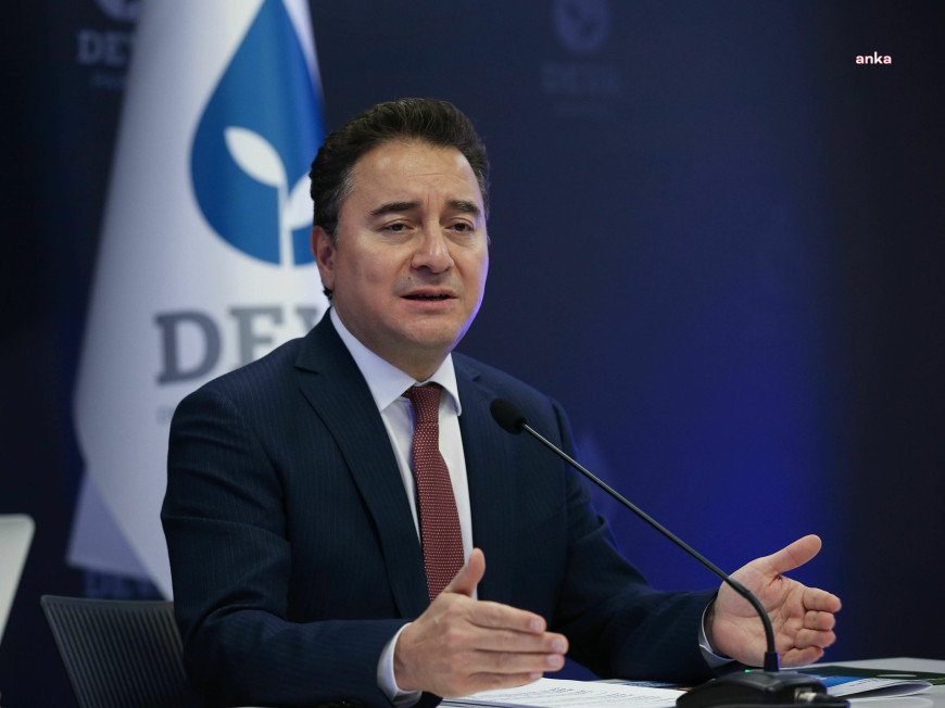 Sırrı Süreyya Önder hayatını kaybetti... Ali Babacan: "Kendisini hep güzel anılarla hatırlayacağız. Mekânı cennet olsun"