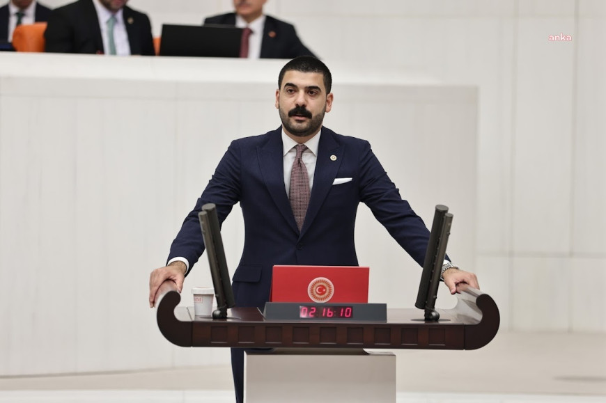 CHP'li Ali Gökçek'ten Bakan Yerlikaya'ya: "Ülkemizde kaç adet çakarlı araç bulunmaktadır?"